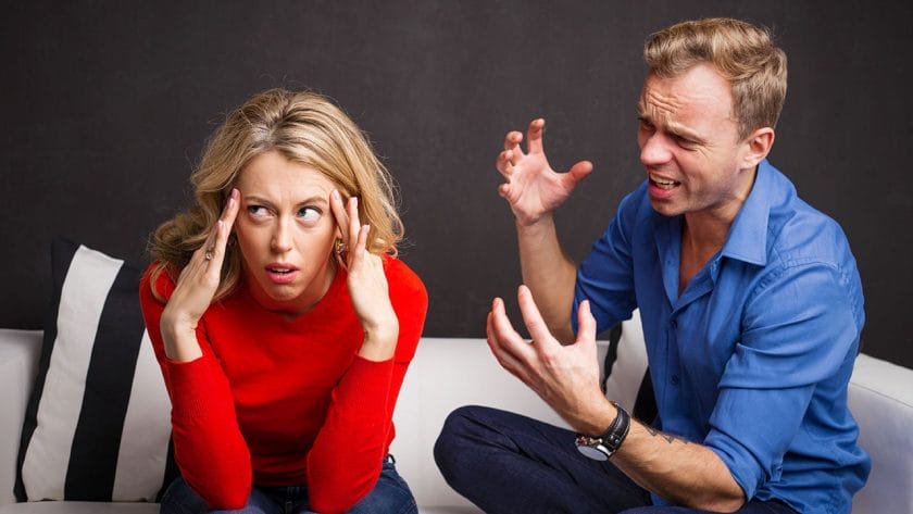 arguing couple ss383170669